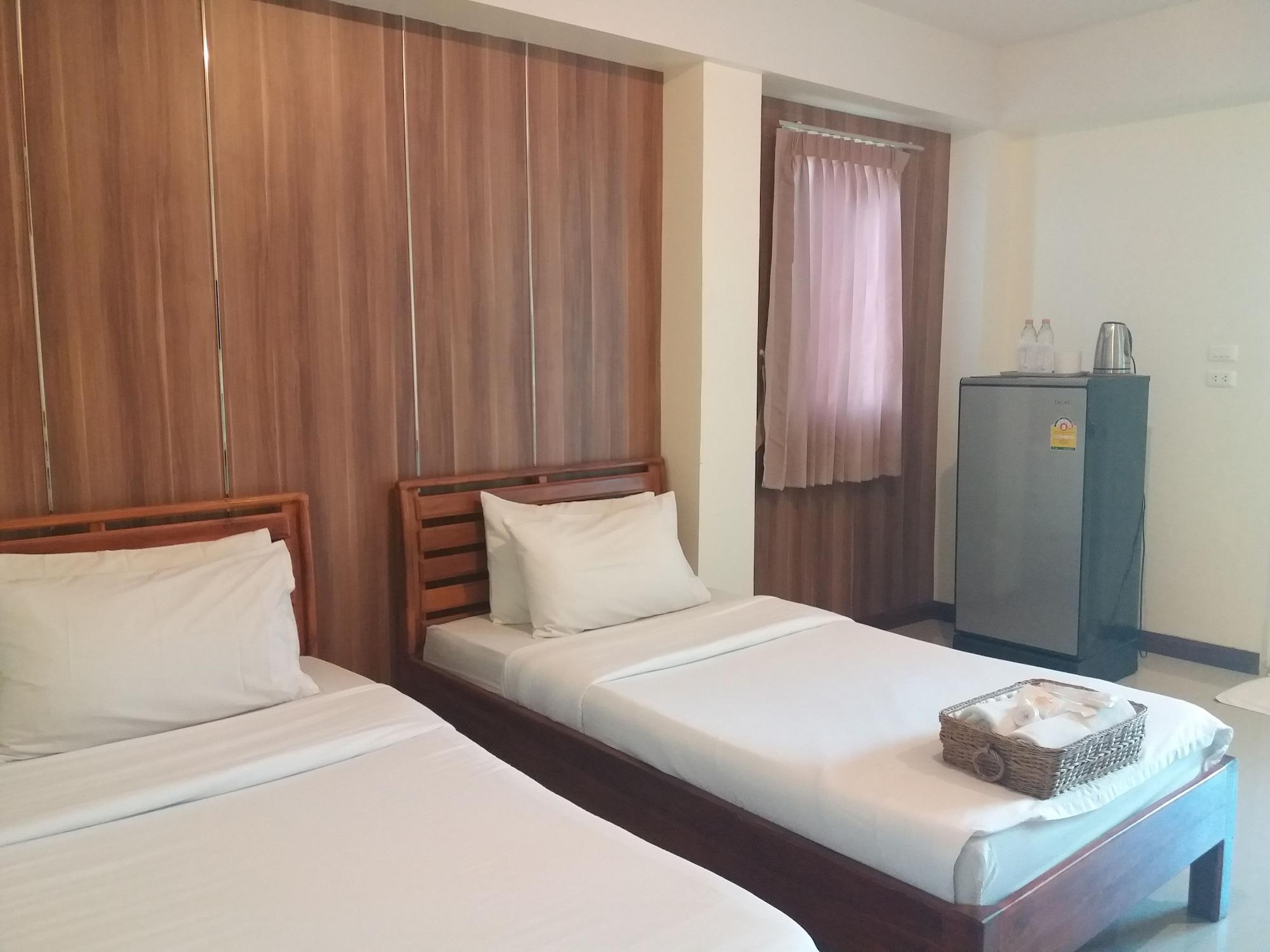 Grand Lopburi Hotel Exterior photo